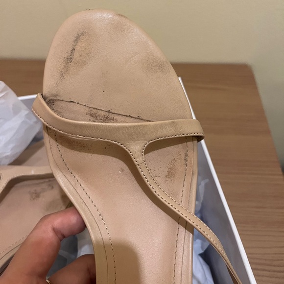 & OTHER STORIES minimalist block heel sandals - Picture 9 of 10